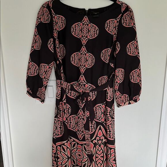 Ann Taylor Pink Sheath Dress with Cuffed Sleeves - Picture 4 of 8